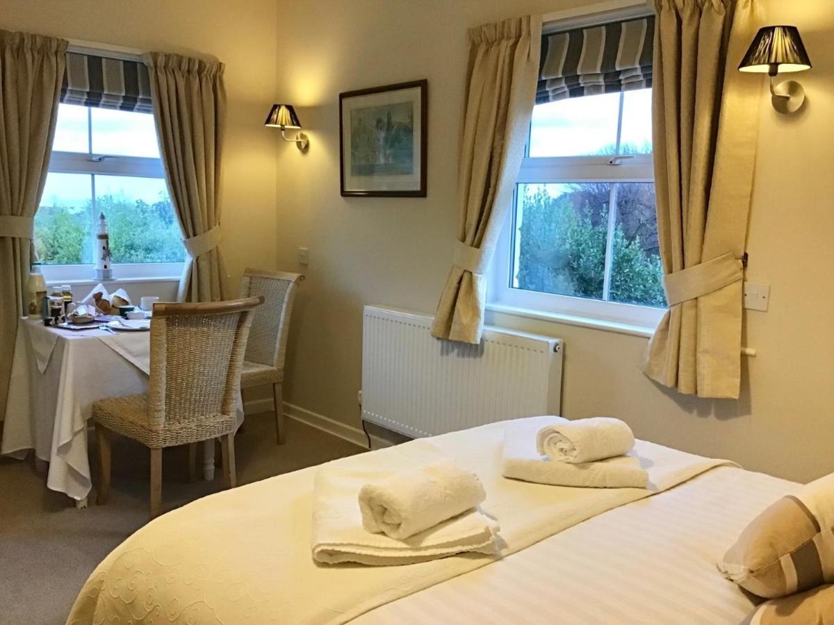 Hotel Fernbank Shanklin Esterno foto