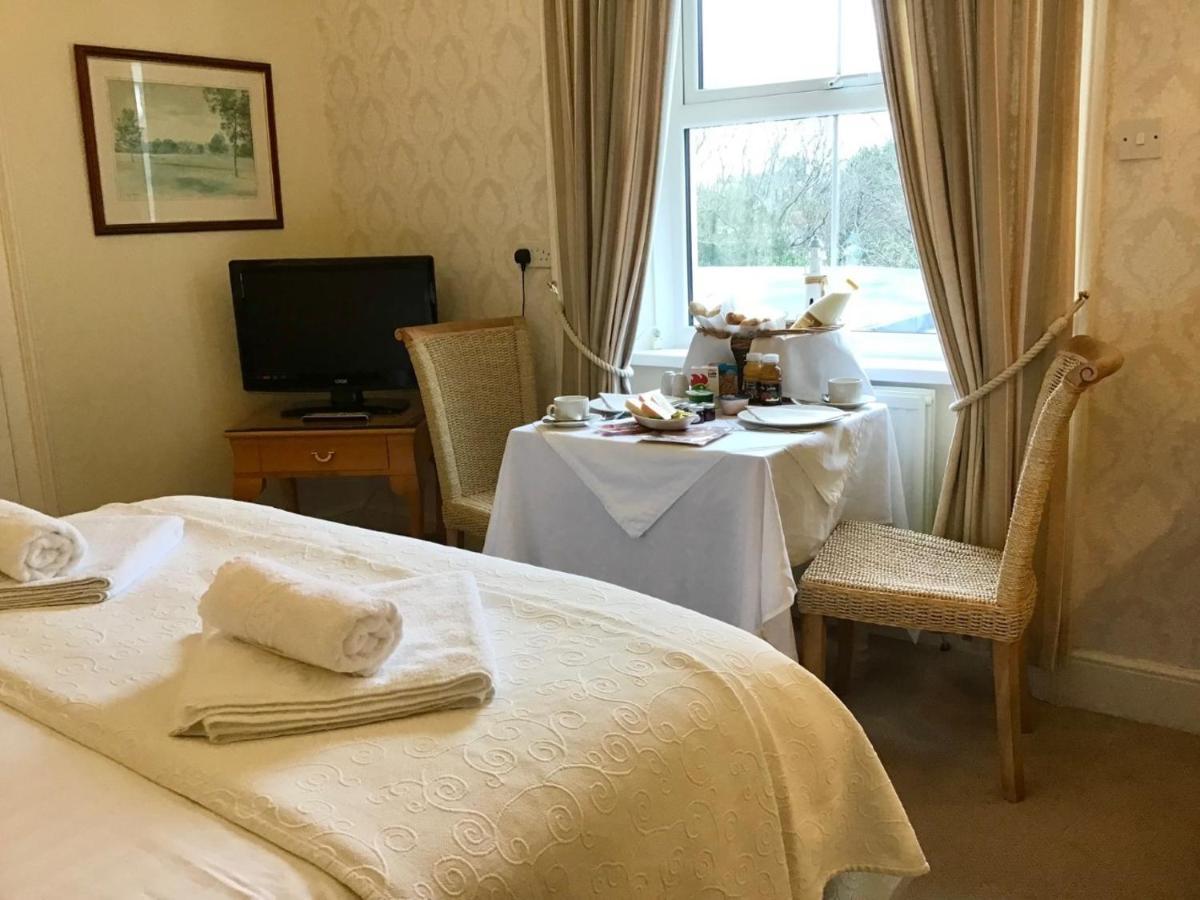 Hotel Fernbank Shanklin Esterno foto