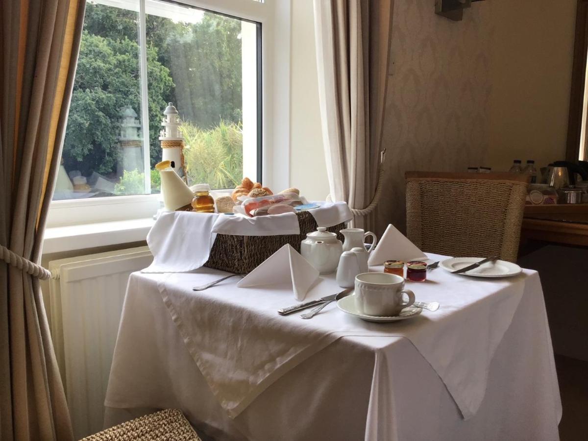 Hotel Fernbank Shanklin Esterno foto