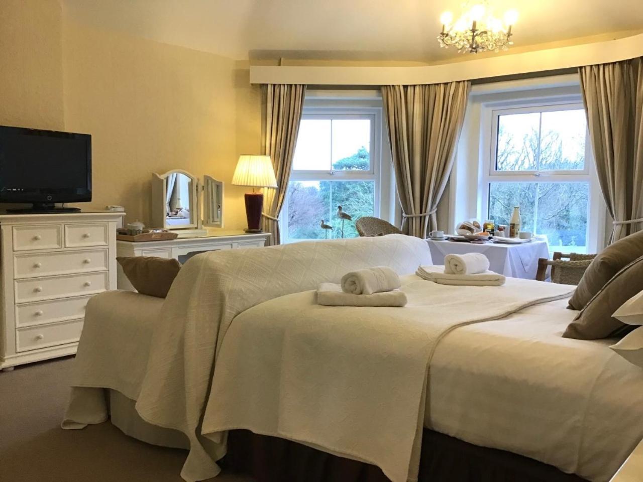 Hotel Fernbank Shanklin Esterno foto